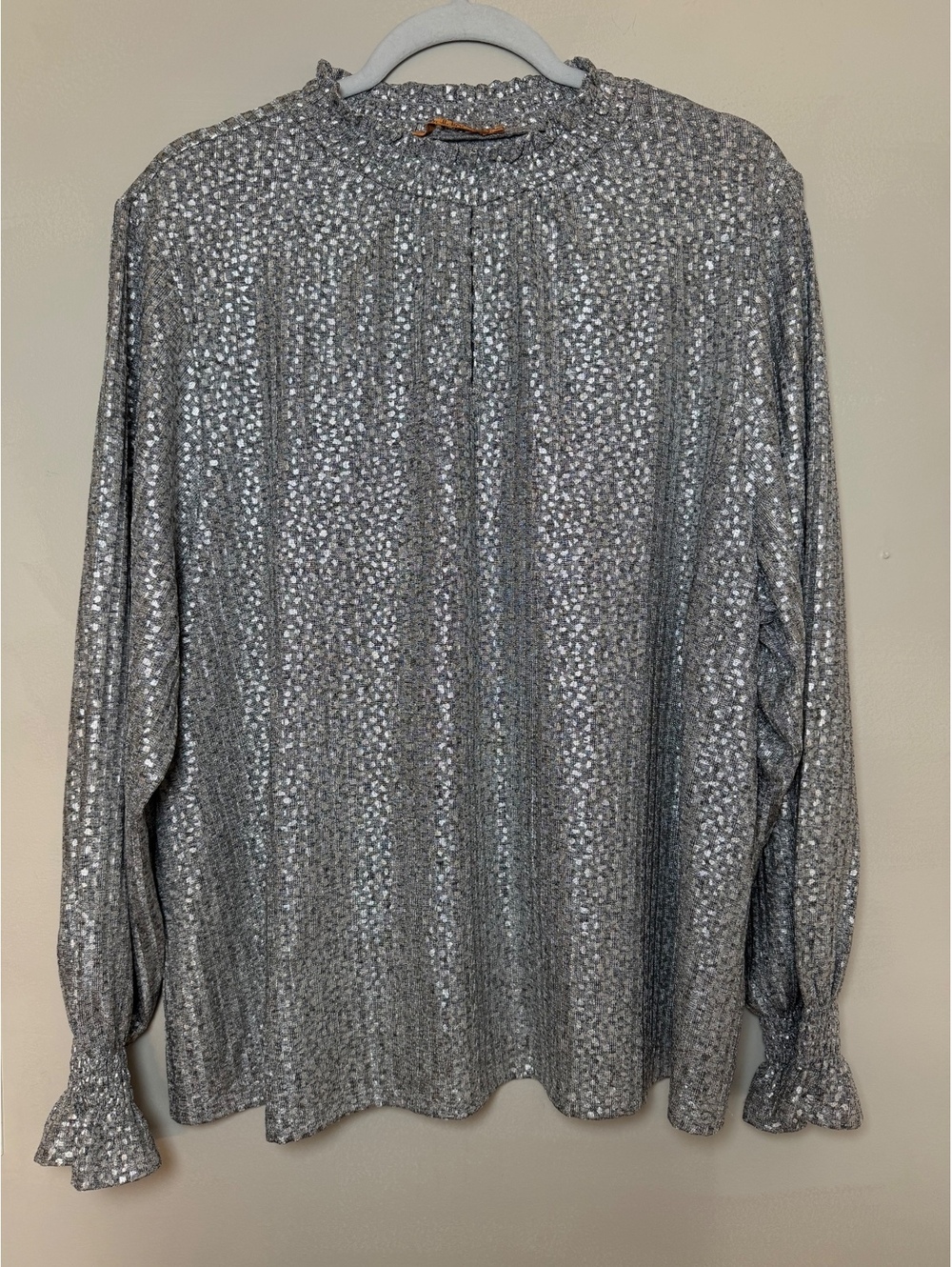 Belldini Women's 2X Silver Metallic Long Sleeve Blouse with Ruffled Cuffs
